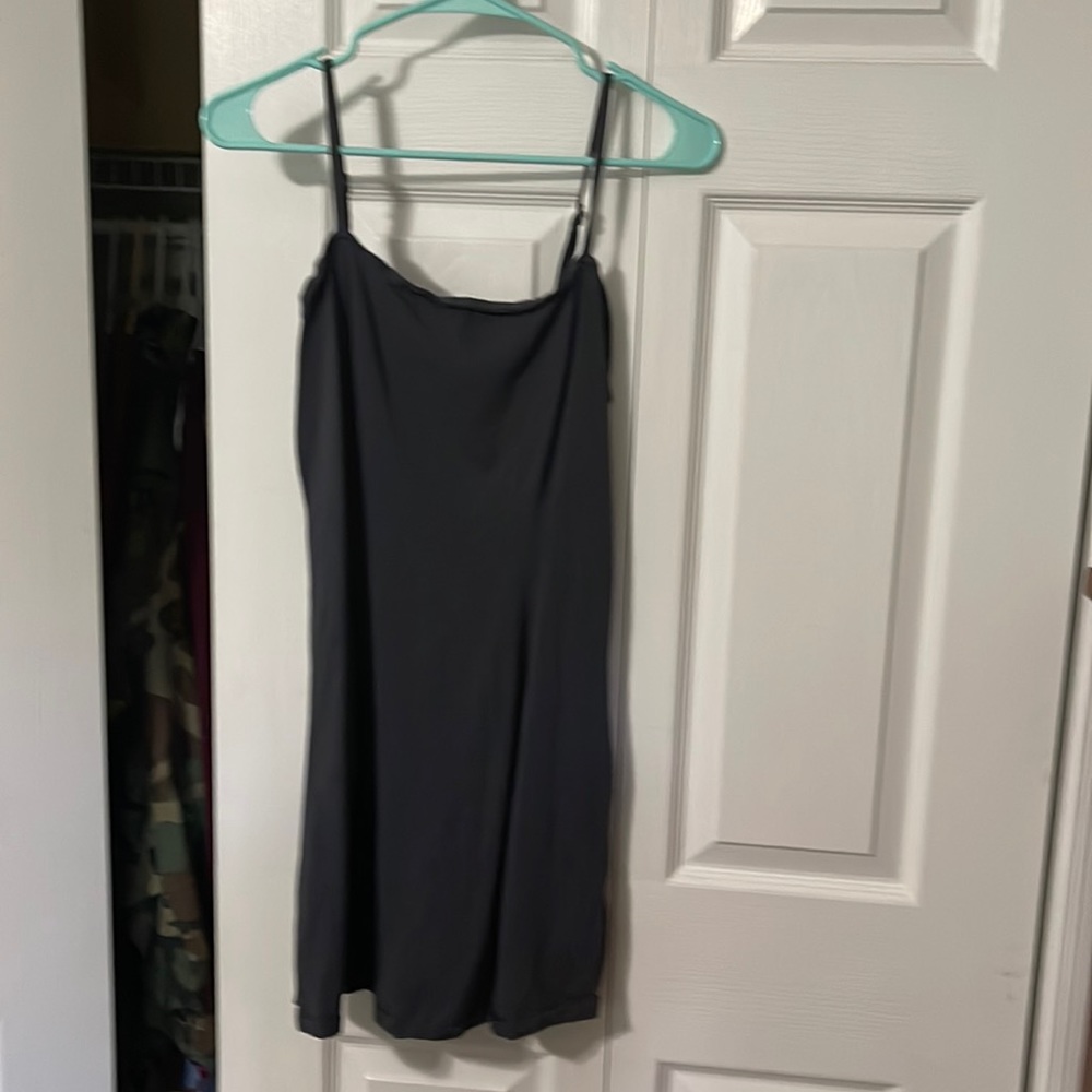 RVCA dress. Crosses in back